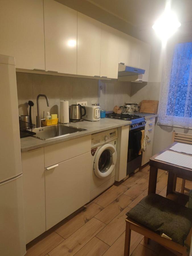 U Cioci Lutki Urocze Mieszkanie Z Balkonem Krakow Exterior photo