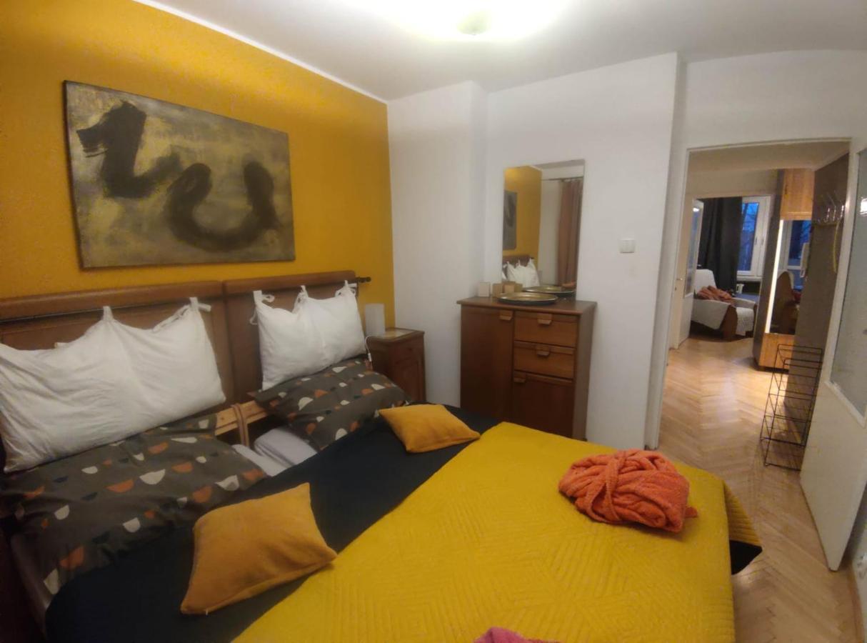 U Cioci Lutki Urocze Mieszkanie Z Balkonem Krakow Exterior photo